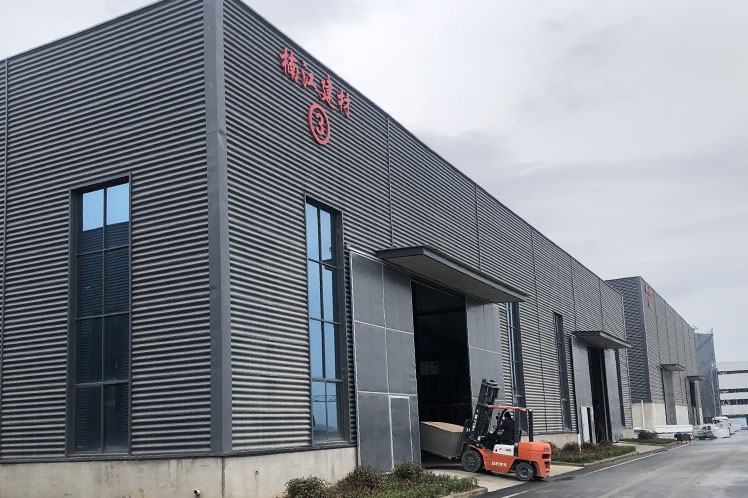 1648546435169912.jpg about.jpg